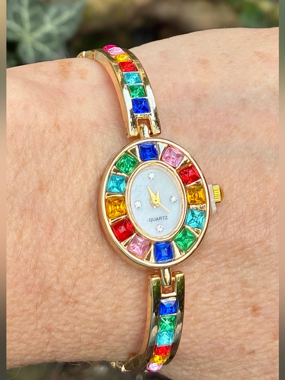 ⏱️ Gold-Tone Women's Multicolor Crystal Bracelet Quartz Watch